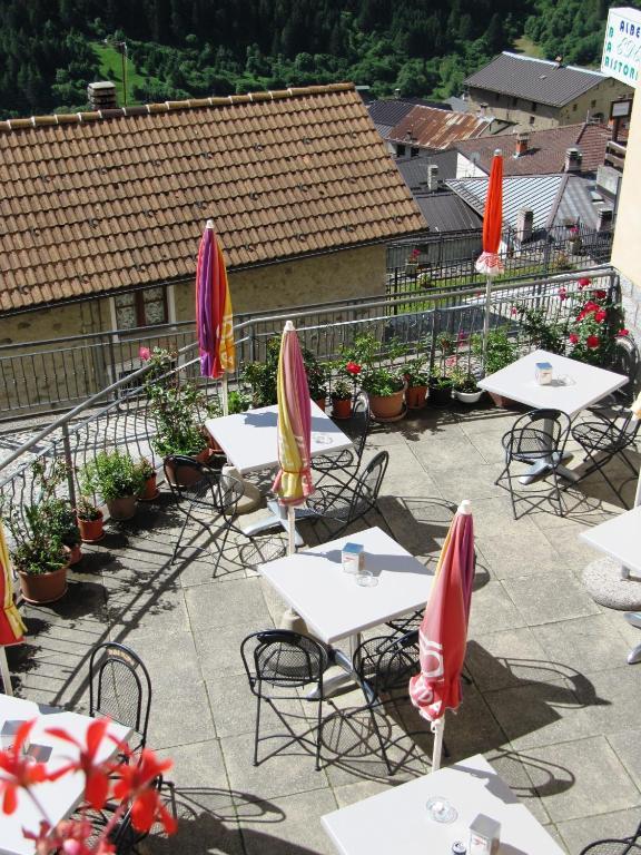 Eden Hotel 2*
